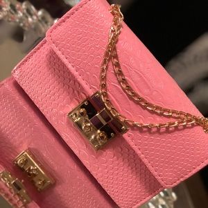 “Bubblegum Pink” colored crossbody purse